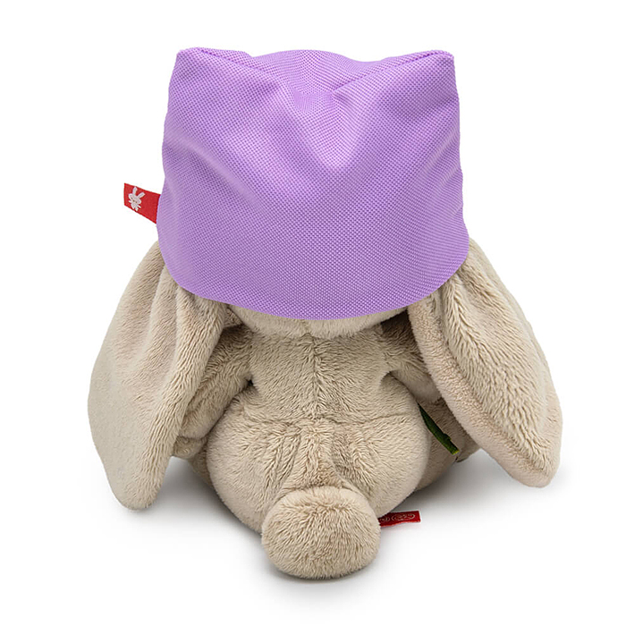 Зайка Ми в шапочке и с букетом (малыш)