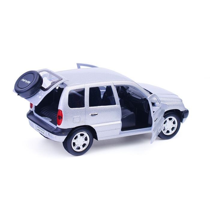 Фото к товару Машина металл LADA NIVA 12 см, (двери, багаж, серебристый) инерц, в коробке Машина металл LADA NIVA 12 см, (двери, багаж, серебристый) инерц, в коробке