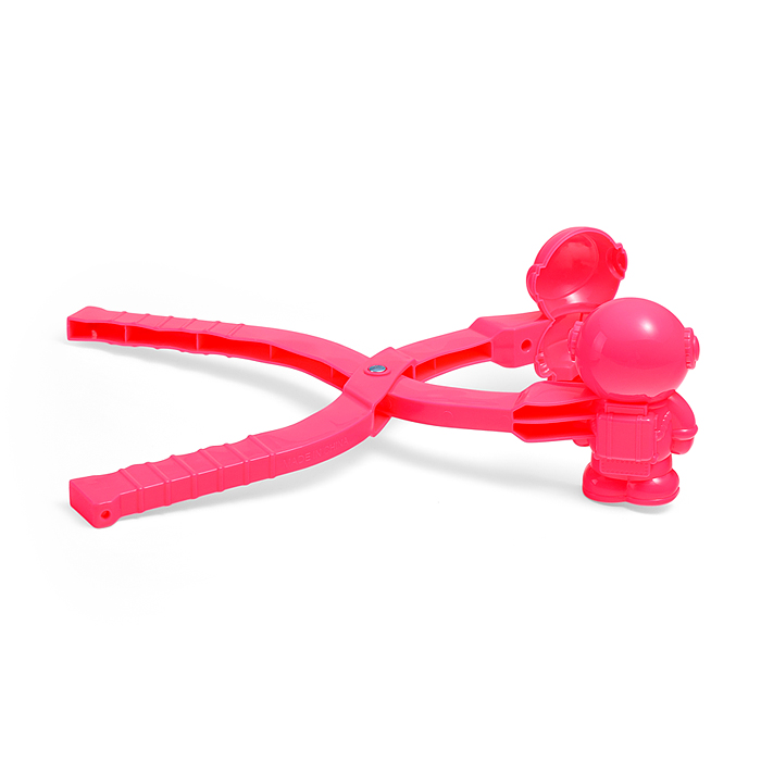 Фото к товару Формочка для снега 126 "Космонавт" Формочка для снега 126 "Космонавт"