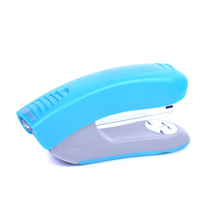 Степлер "Neon" 24/6&26/6 (мощность 20 листов, глубина скрепления 59 мм) пластиковый, в карт