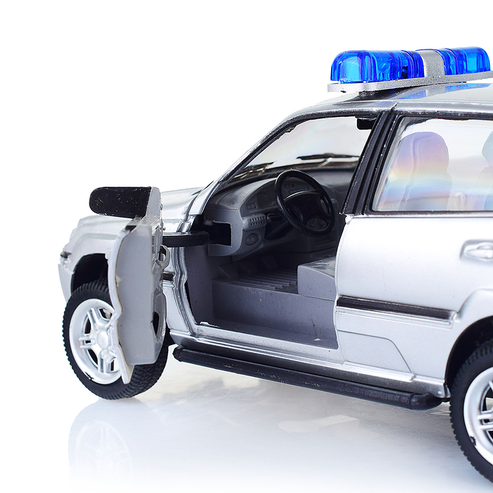 Машина 9079-В "Автопарк" серебристая, на батарейках, в коробке