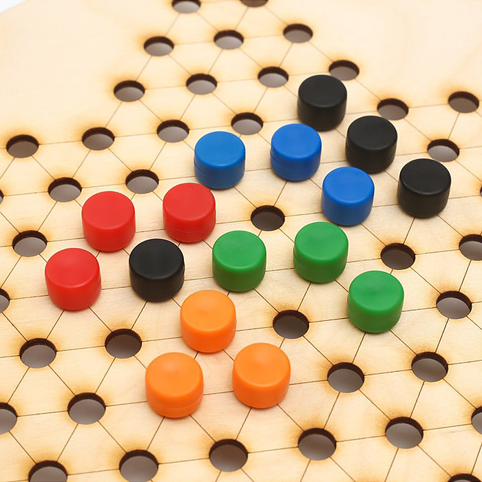 Фото к товару Настольная развивающая игра "Уголки" Настольная развивающая игра "Уголки"