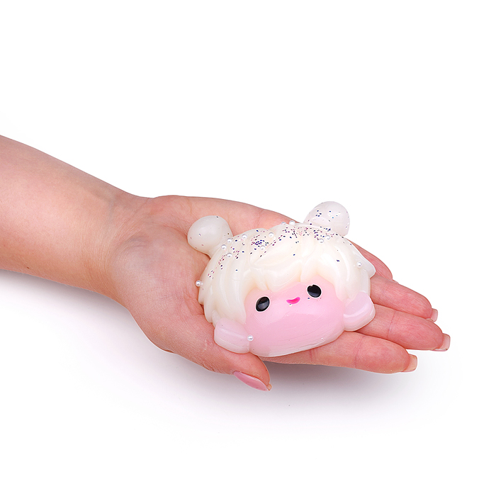 Игрушка-антистресс 00-7169 "Девочка аниме"