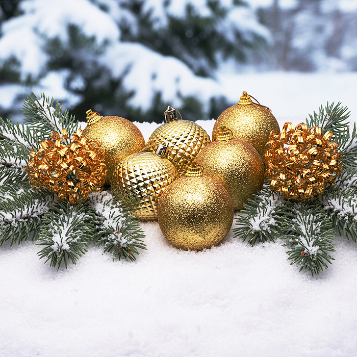 Набор новогодних украшений S2523 "Золотые шарики" (8шт х 6см)
