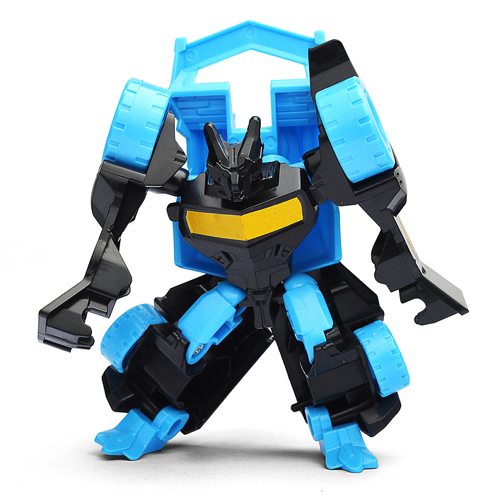 Робот 158 трансформирующийся в гоночное авто, в пакете