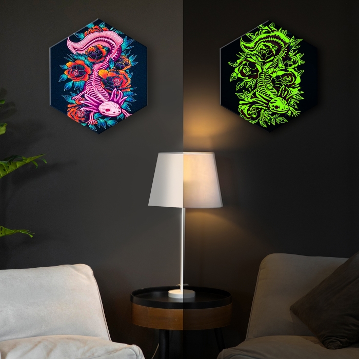 Фото к товару Картина по номерам 37х32 "Аксолотль" со светящейся краской черный холст Гексагон (17 цветов) Картина по номерам 37х32 "Аксолотль" со светящейся краской черный холст Гексагон (17 цветов)