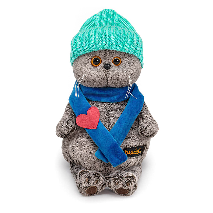 Кот Басик в шапке и шарфе с сердечком