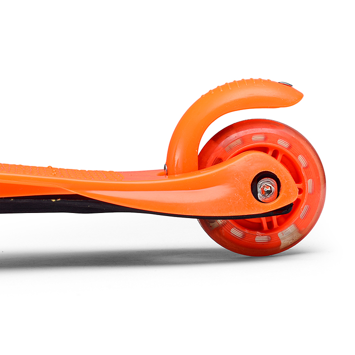 Самокат U026125Y оранжевый, 3-х колесный, в коробке
