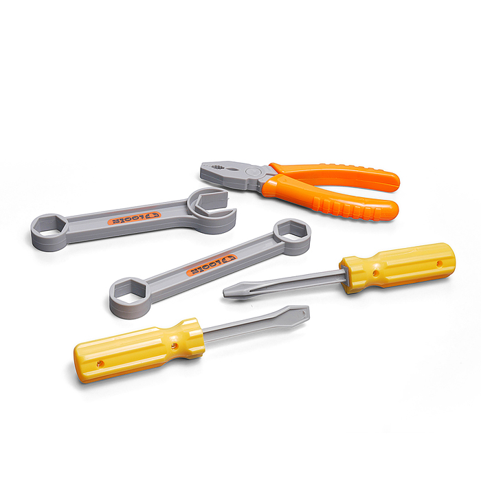 Набор инструментов 8HT04 "Домашний мастер" в чемодане