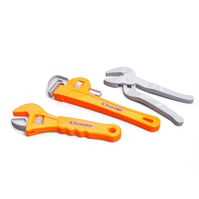 Набор инструментов 8HT04A "МастерЛюкс" в чемодане