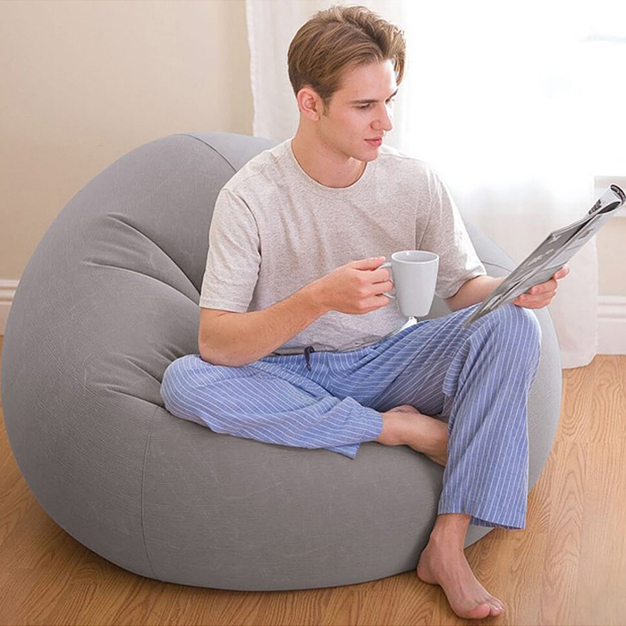 Фото к товару Надувное кресло "Beanless Bag" 114х114х71см, серое, 100кг Надувное кресло "Beanless Bag" 114х114х71см, серое, 100кг