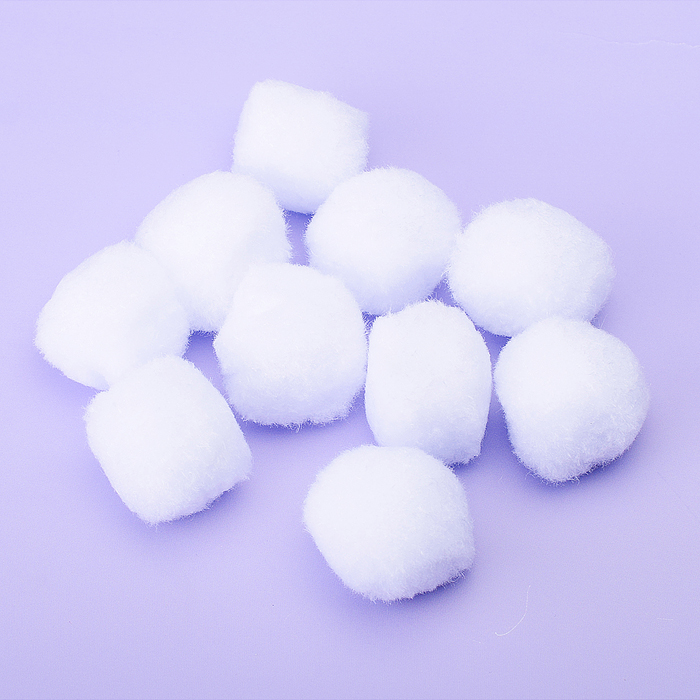 Набор помпонов для творчества 50 мм, 10 шт, цвет белый, в пластиковом пакете с блистерным 