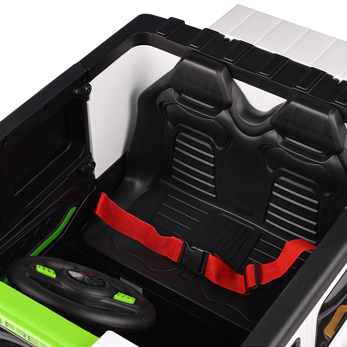 Фото к товару Электромобиль U023431Y "Экспедишн" 12V7A, белый Электромобиль U023431Y "Экспедишн" 12V7A, белый