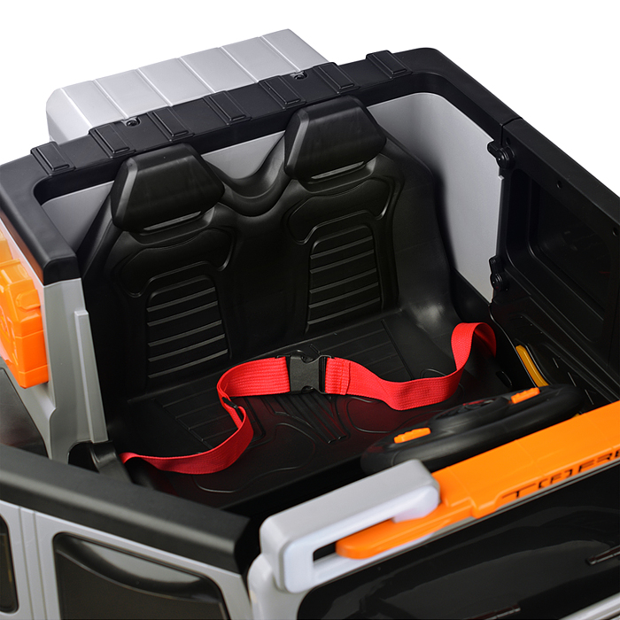 Фото к товару Электромобиль U023431Y "Экспедишн" 12V7A, серый Электромобиль U023431Y "Экспедишн" 12V7A, серый