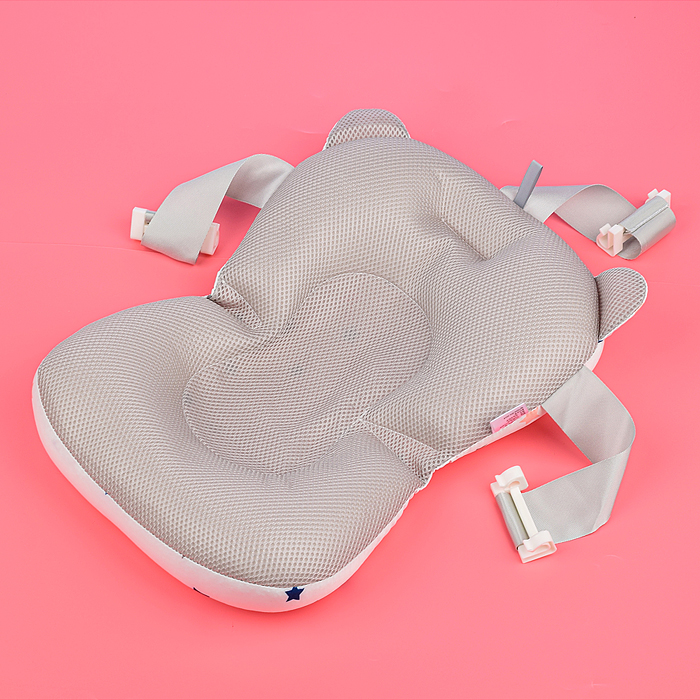 Фото к товару Матрасик для купания 00-4797 (цвет: звёздочки на белом) Матрасик для купания 00-4797 (цвет: звёздочки на белом)