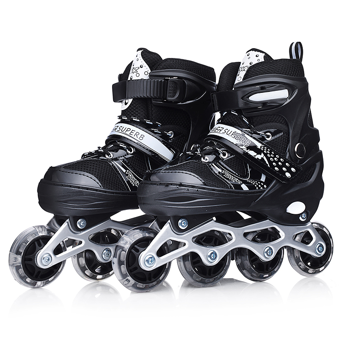 Фото к товару Ролики детские, размер S, черные (со шлемом и защитным снаряжением) Ролики детские, размер S, черные (со шлемом и защитным снаряжением)