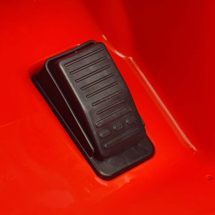 Фото к товару Электромобиль U023402Y "Авто для прогулки" на аккумуляторе, с р/у управлением, в коробке (красный) Электромобиль U023402Y "Авто для прогулки" на аккумуляторе, с р/у управлением, в коробке (красный)