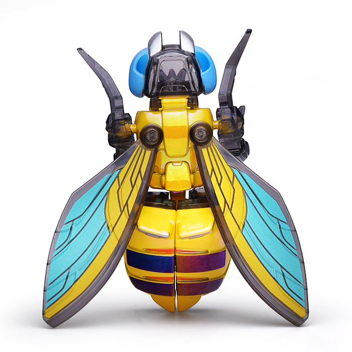 Робот A778-21 трансформирующийся в фантастических насекомых, в коробке