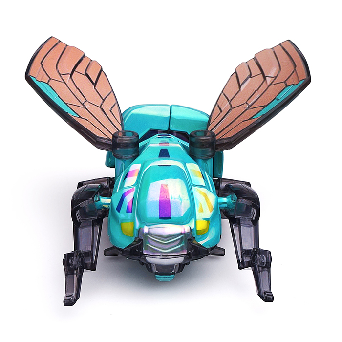 Робот A778-21 трансформирующийся в фантастических насекомых, в коробке