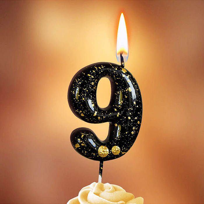 Свеча Цифра, 9 Золотые брызги, на шпажке, Черный, Металлик, 4,3 + 5,2 см, 1 шт. с держат.