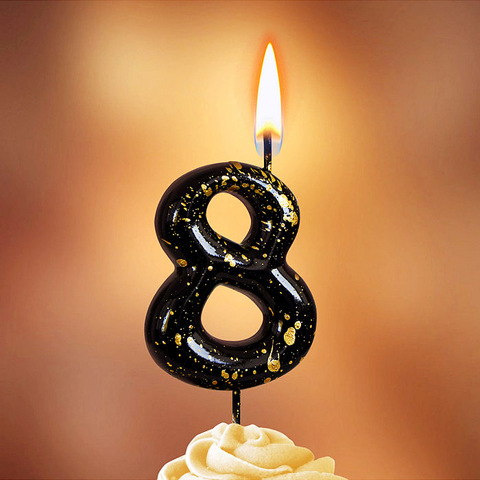 Свеча Цифра, 8 Золотые брызги, на шпажке, Черный, Металлик, 4,3 + 5,2 см, 1 шт. с держат.