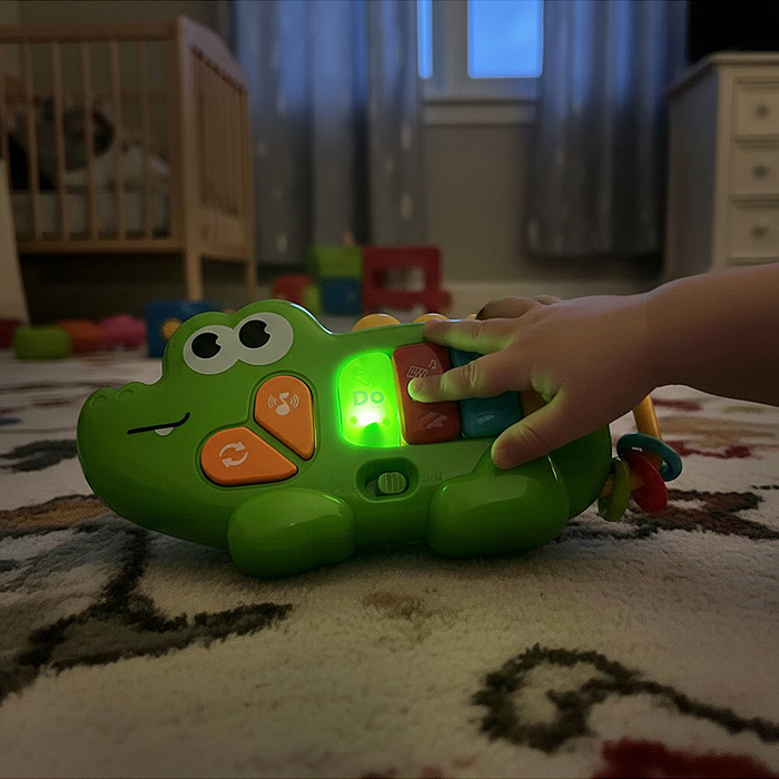 Игрушка развивающая HE0567 "Крокодил" в коробке