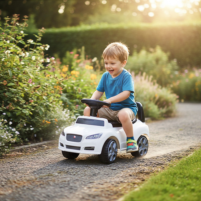 Каталка для детей Rocket R0273 (цвет белый)