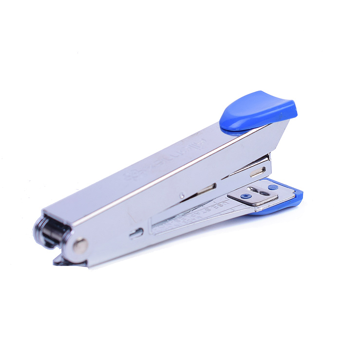 Степлер "Attomex" № 10 (мощность 15 листов, глубина скрепления 35 мм) металлический